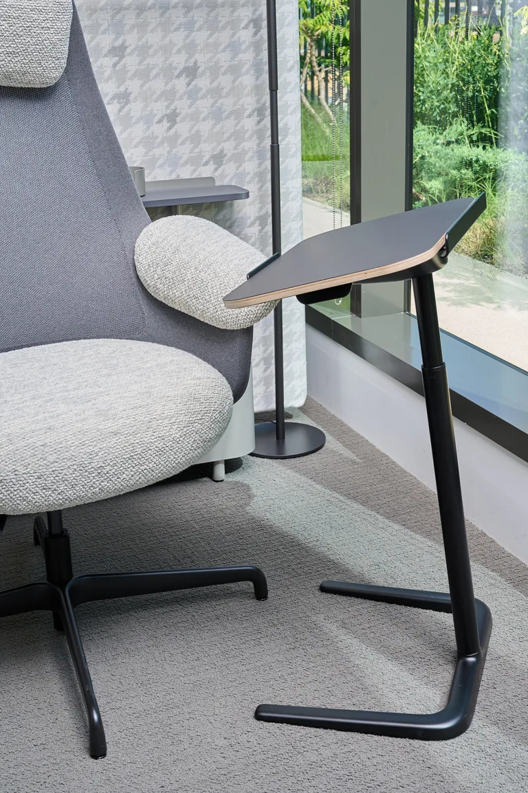 Teknion Cosi Height Adjustable Laptop Table